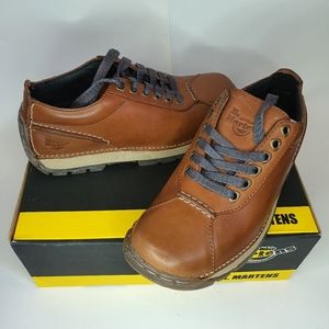 Unisex Dr. Martens Leather Shoes NEW